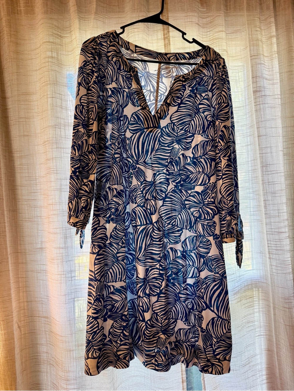Lilly Pulitzer Blue and White Leaf-Print Dress L
